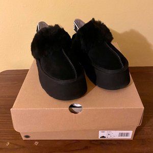 Women's UGG Black Funkette Platform Slippers NIB
